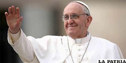 Papa Francisco expresó que la Iglesia católica se acerca a las familias