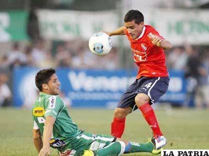 Una acción del partido en el cual venció Independiente