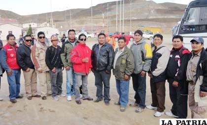 Parte del directorio sindical de la Empresa Minera Inti Raymi