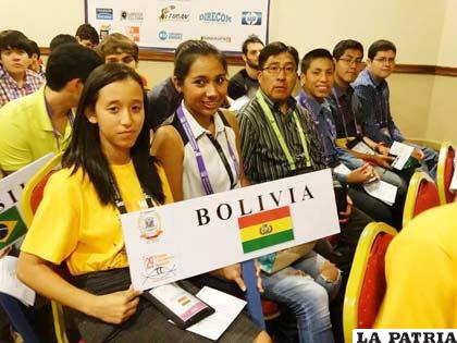 Delegación boliviana en Olimpiada de Matemáticas en Honduras