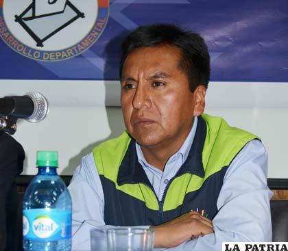 Toco ofreció 3.000 “barrios de verdad”