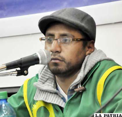 Ayllón dice que la propuesta de su partido tiene un enfoque ecologista y ambientalista