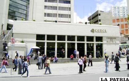Oficina central de Ecobol en el Palacio de Comunicaciones de la ciudad de La Paz