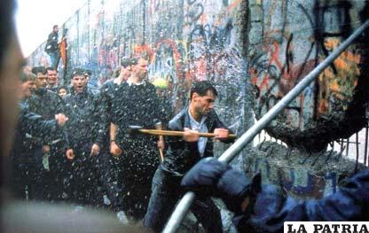 Muchos alemanes repudiaron el muro de Berlín