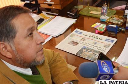 El rector Antezana hizo una evaluación de la reelección de Morales