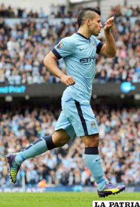 Agüero anotó cuatro goles