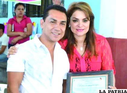 José Luis Abarca, alcalde de Iguala, y su esposa María de los Ángeles Pineda, ahora prófugos