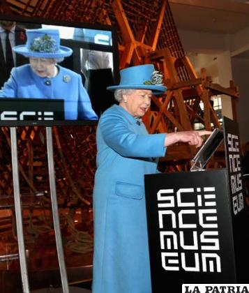 Reina Isabel inaugura un museo