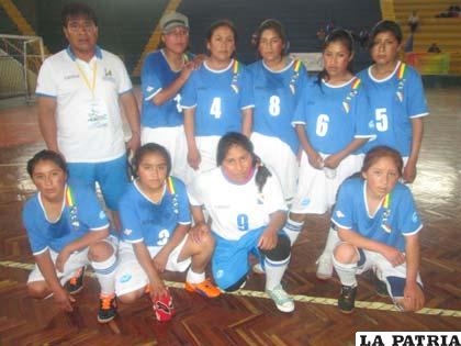 El equipo de Franz Tamayo de Cruce Ocotavi