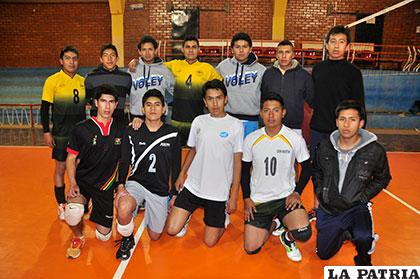 La plantilla de jugadores de San Martín en la categoría Juvenil