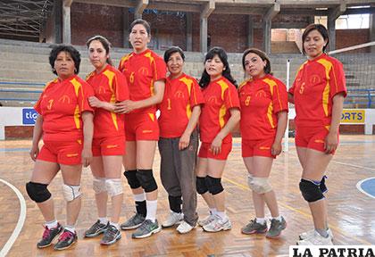 Las integrantes del equipo de Biofar