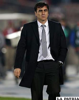 Gustavo Quinteros, D.T. de Ecuador /depor.pe