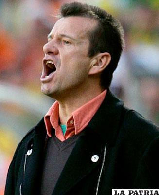 Dunga, D.T. de Brasil /cdnfsn.com