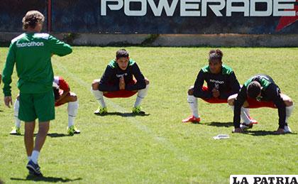 Parrado y Morales entre los seleccionados /APG
