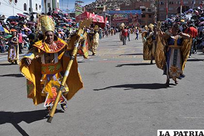Oruro ofrece a los turistas su Obra Maestra, el Carnaval