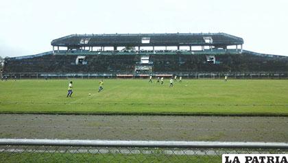 San José ayer jugó en el estadio de Ivirgarzama ante Enrique Happ (6-0)