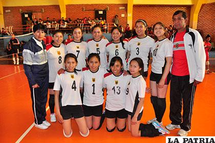 Alemán, en damas, logró el primer lugar