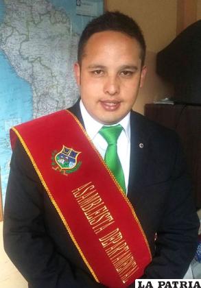 Asambleísta, Williams Torres