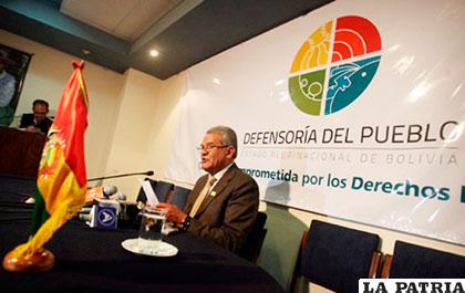 El defensor del Pueblo, Rolando Villena /Datos-bo.com
