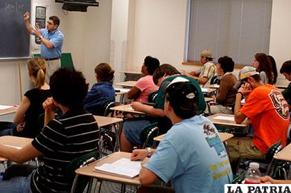 Unos 83.200 estudiantes brasileños ya no gozarán de becas en el extranjero /amazonaws.com