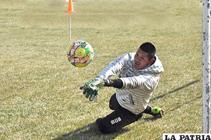 Juan Carlos Robles volverá a la titularidad en el equipo 