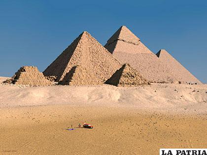 Las pirámides de Guiza (Egipto), datan de hace más de 4.500 años de antigüedad /irtc.org