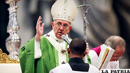 El Papa Francisco satisfecho con los resultados obtenidos en el Sínodo /lanueva.com