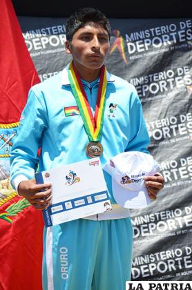 Mario Flores