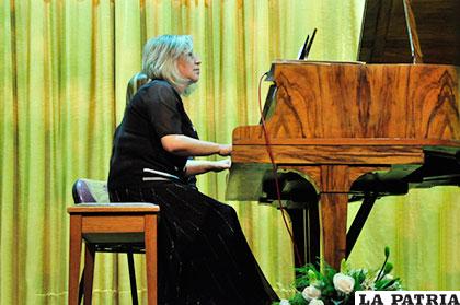 Concierto de Grace Rodríguez en el Encuentro Nacional de Piano