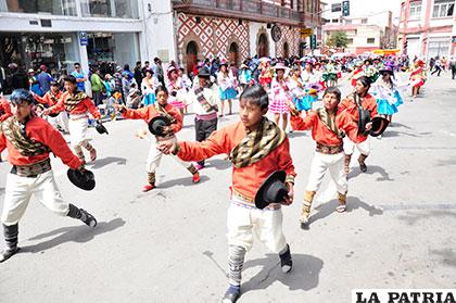 Llamerada del colegio Quirquincho Feliz