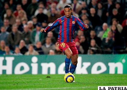 Ronaldinho se proclamó campeón del mundo con Brasil en el Mundial de 2002