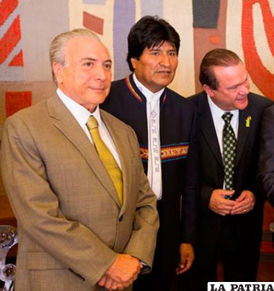 Evo Morales junto a Michel Temer, antes de que Rousseff sea destituida /planalto.gov.br
