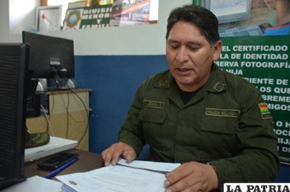 El director de la Felcc, teniente coronel Iván Luizaga, recomendó tener cuidado con los objetos de valor