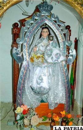 Virgen del Rosario, patrona de Huanuni /Asociación de Conjuntos Folklóricos de Huanuni