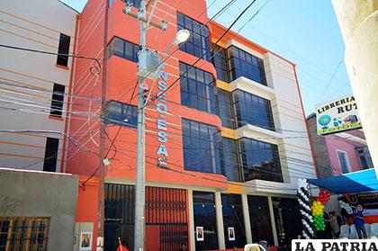 Insco-Esae tiene un nuevo edificio /GAD-ORU