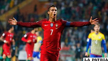 Cristiano Ronaldo anotó cuatro goles para Portugal ante Andorra 6-0