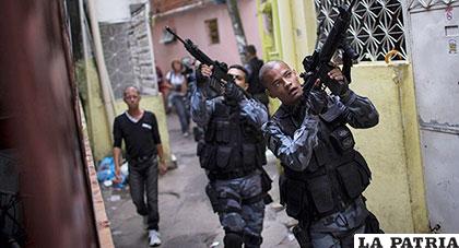 La falta de recursos impide el trabajo óptimo en la Policía de Río /sputniknews.com