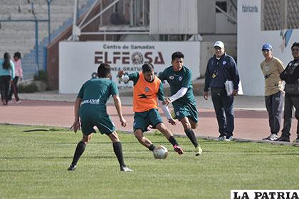 Vidaurre será tomado en cuenta en el equipo titular
