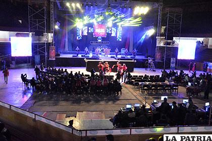 Así inició su presentación el grupo chuquisaqueño