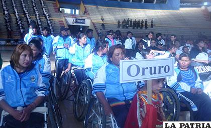 La delegación de Oruro que participó en el nacional de Beni