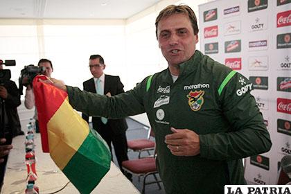 Ángel Hoyos dirige también a la selección Sub-20 /APG