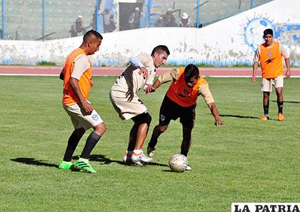 Esta tarde la plantilla de jugadores entrenará en el 
