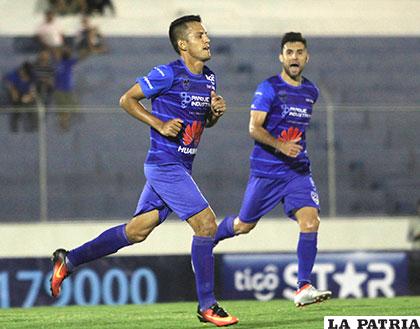 Jhasmani Campos fue autor del único gol del partido /APG