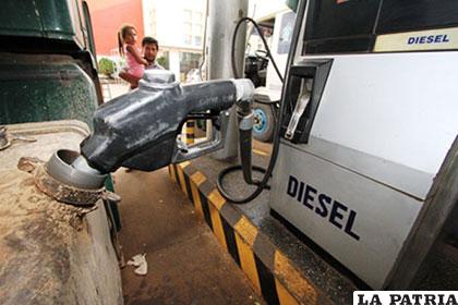 El diesel es el principal combustible que importa Bolivia /anh.gob.bo