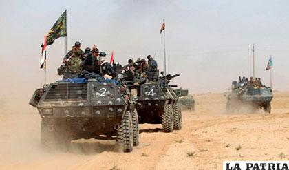 Tropas iraquíes en ofensiva en pos de recuperar Mosul de los yihadistas del grupo Estado Islámico (EI)