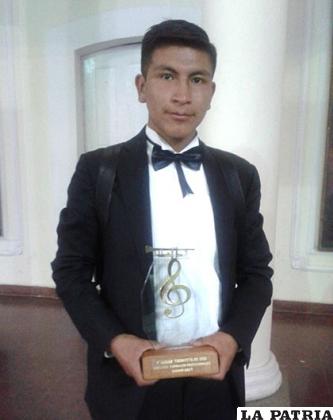 David Ibarra, ganador de la categoría estudiante formación profesional
