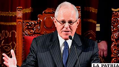 Pedro Kuczynski ya tiene autorización del congreso peruano para llegar a Bolivia /lostiempos.com