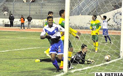 En el partido de ida que se disputó en Oruro el 19 de agosto, San José venció por 2 goles a 0