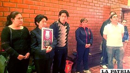 Reconocimiento póstumo a Jaime Loma fue recibido por su esposa