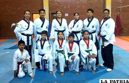 El equipo de Oruro que ocupó el primer puesto en Poomsae